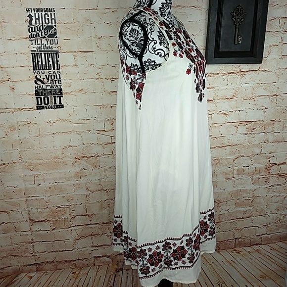 👗 Beautiful Xhilaration dress 👗 - Picture 4 of 7